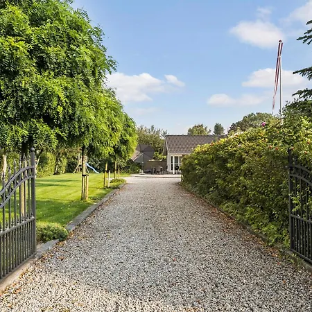 3 Bedroom Amazing In Sydals Skovmose